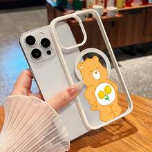 Funda para teléfono con diseño floral de oso alegre, compatible con teléfonos ,  17,  16 Pro Max,  15 Pro Max,  13 y  12. Fabricada en TPU, ofrece protección contra golpes y caídas. Perfecta para niños, amantes de los diseños adorables y para regalar en cumpleaños o fiestas. - Blanco - Ver 3