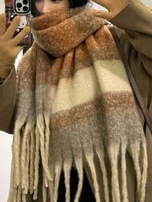 1pc Green Scarf For Women, New Mohair Plaid Design, Korean Style, Versatile, High-Quality, Thick & Warm, Suitable For Winter - Multicolor - View 4