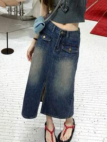 铜扣腰牛仔半身裙，深蓝色，带口袋，休闲时尚百搭，适合女性通勤穿着 - 深色水洗藍 - 查看 3