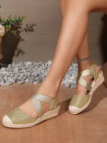 Women's Criss-Cross Elastic Glitter Rope Platform Wedge Shoes - Gold - View 4