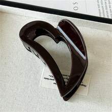 1pc French Retro Heart Hollow Hair Claw, High-End Hair Clip For Thick Hair, Hair Accessory Elegant Claw Clip Vacation Hair Clutch - Multicolor - View 5