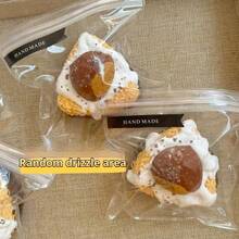 1个蓝莓海盐蛋糕造型慢回弹玩具 - 解压玩具 - 挤压玩具 - 软萌玩具 - 捏捏乐玩具 - 指尖玩具 - 史迪奇玩具 - 旅行玩具 - 课堂指尖玩具 - 迷你洗澡玩具 - 圣诞文具减压球，生日礼物，完美礼物，玩具，游戏 - 彩色 - 查看 5