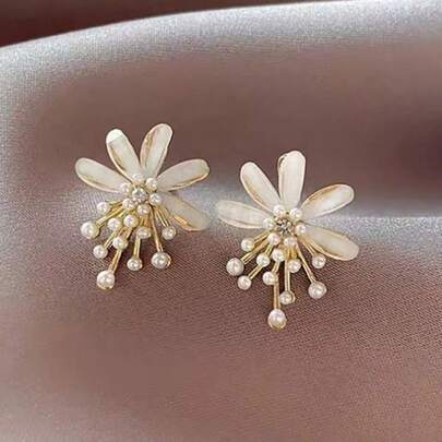 New Elegant Floral Earrings Studs For Women Summer Niche Design High-End Feel Ear Jewelry