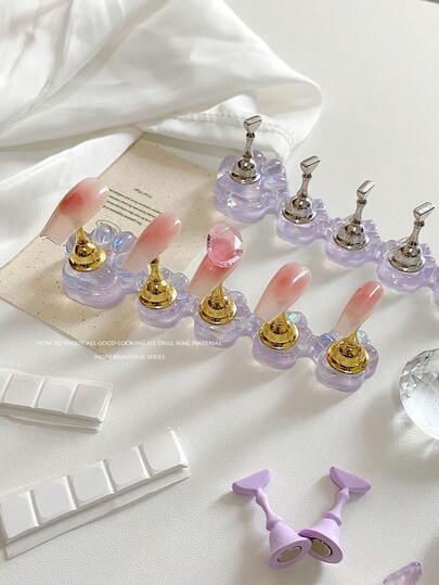 亚克力极光冰透明紫色渐变猫爪棋盘格纹长钻美甲练习架套装，韩式激光极光炫彩指甲油练习架，美甲配件，美甲摄影道具