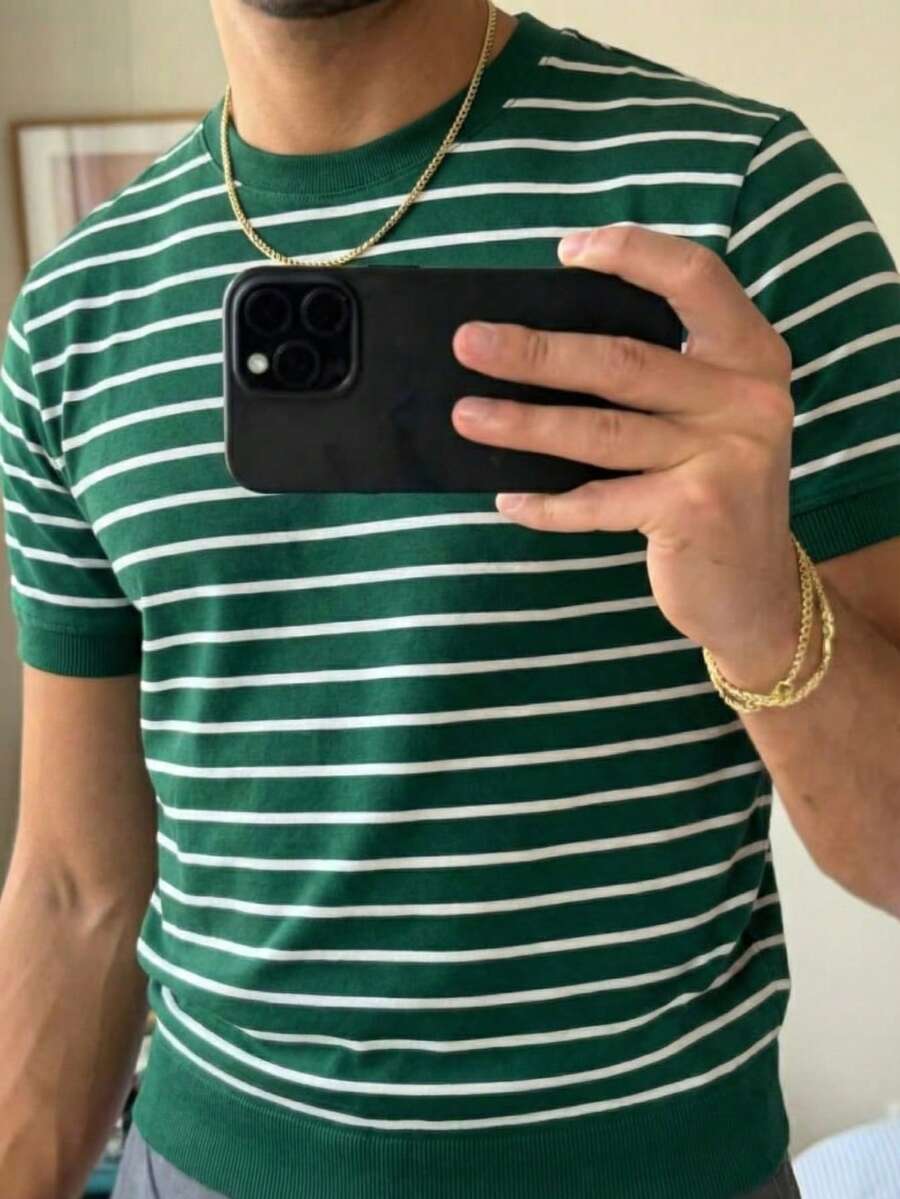 Camiseta de cuello redondo de manga corta con rayas retro de punto para hombres, parte superior casual con puños acanalados - Verde - Ver 1