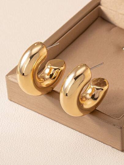 1 对女士简约休闲百搭 C 形耳环，适合日常通勤（不含礼盒）