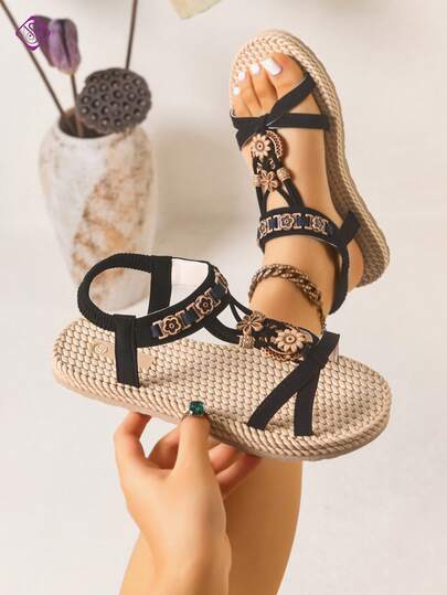女士优雅轻盈波西米亚复古宽楦平底凉鞋，舒适不疲劳，适合户外、晚宴、海滩、度假等场合，时尚休闲百搭平底凉鞋