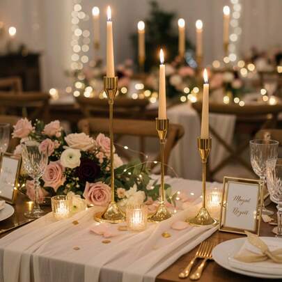 Bộ 1 chân nến kim loại/giá đỡ nến/chân nến mạ vàng, thích hợp trang trí bàn ăn, tiệc cưới, bàn cà phê, bàn làm việc. Tuyệt vời để tạo nên một không gian lãng mạn cho cặp đôi, trang trí lối vào ấn tượng hoặc thêm phần sang trọng cho tiệc cocktail, phù hợp cho tiệc cưới, tiệc đính hôn và tiệc brunch cô dâu.