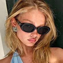 1 pieza Gafas de moda con remaches, versátil y favorecedora apariencia sin maquillaje - Negro - Ver 6