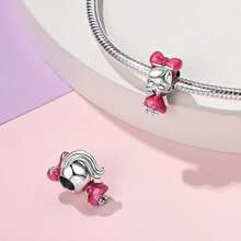 1件镀银粉色系列时尚包包公主裙皇冠高跟鞋发光皇冠妆容精致三件套吊坠马尾辫女孩双辫女孩串珠适合原创蛇形手链项链手链串珠DIY珠宝制作奢华女友礼物 - 粉色 - 查看 8