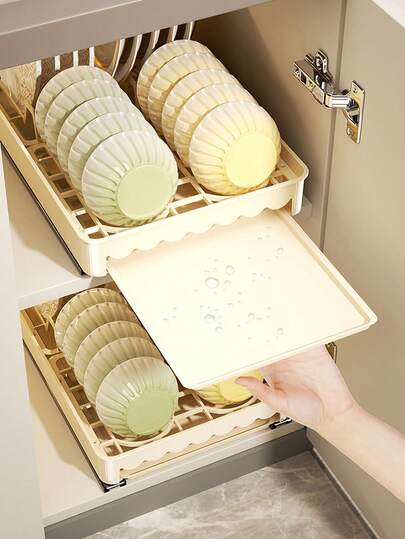 1个拉出式储物托盘，滑动式橱柜收纳架，节省空间的餐具收纳架，适用于锅、盖和盘子，是厨房、食品储藏室和浴室的理想之选，也是公寓居民的绝佳家居收纳解决方案。