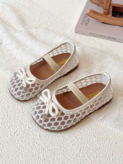 2026新款女童平底鞋，1双舒适女童平底鞋，可爱公主风婴幼儿鞋，时尚女童户外正装鞋，柔软休闲鞋