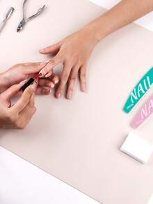 1 件 30*60cm 小型可水洗美甲桌垫，柔软超细纤维 PU 皮革材质，可重复使用可折叠美甲沙龙桌垫，亚克力美甲桌垫，适用于美甲沙龙工作室和家庭使用。美甲用品 - 彩色 - 查看 11