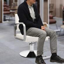 Silver & Beige Salon Chair - 360° Rotating Stylist Chair With Leather Upholstery - Hydraulic Adjustment Barber Chair With Chrome Base - Professional Beauty Salon Seat With Lumbar Support - Commercial Grade Swivel Chair For Hair Salonssalon Chair, Barber Chair, Hair Chair, Pedicure Chair, Tattoo Chair, Vanity Chair, Shampoo Chair, Hair Salon Chair, Hair Salon Furniture, Massage Chair, Braiding Chair, Styling Chair, Salon Chairs, Shower Chair,Hair Chair For Hair Stylist For Home,Salon Chairs,Salon Styling Chair,Hair Styling Chair,Salon Chairs For Hair Stylist - 白色銀色 - 查看 6