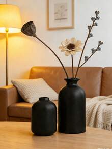 Bộ 3 bình hoa đen - 3 bình hoa nhỏ trang trí, phong cách mộc mạc Bohemian hiện đại, thích hợp trang trí nhà cửa, đám cưới. Bình hoa trang trí bằng mây, bình hoa mây sáng tạo để trang trí kệ sách, bàn, tủ sách, bàn ăn, phòng khách, văn phòng, lối vào, phòng ngủ. - màu đen - Xem 4