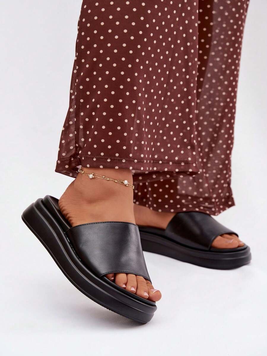 Women's Platform Flip-Flops Tanelisse, Comfortable And Stylish, Made Of Synthetic-Leather, Perfect For Summer And Everyday Styling Brown Black Beige - Black - View 1