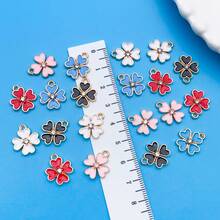 10个13x15毫米幸运四叶草吊坠 | 锌合金和珐琅玫瑰金设计，非常适合DIY手链、项链和耳环 - 彩色 - 查看 6