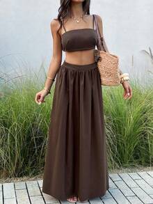 Unadoll 女士性感吊带背心和弹力百褶裙套装，适合约会、度假、情人节和旅行 - 棕色 - 查看 5