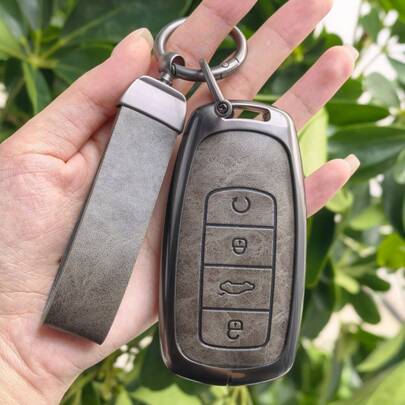 Premium Zinc Alloy Keychain Holder & Car Key Case Cover For Chery 8 Pro/2022 Tiggo 7 S/Arrizo 5 Plus Kunpeng Edition E+ | High Valuation Auto Key Fob Protector - Anti-Lost, Durable, Scratch-Resistant, Precision Fit Car Key