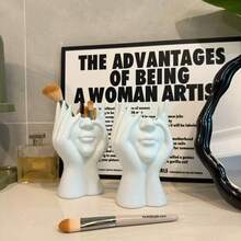 1件简约多功能白色金色手形花瓶兼化妆刷架，塑料桌面装饰，带口红槽，适用于梳妆台/浴室/家居及办公室，艺术雕塑花瓶收纳整理器，母亲节/情人节/毕业季礼物 - 摀臉 - 查看 3