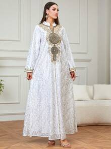 优雅女士斋月长款卡夫坦长袍，V领设计，饰以金色刺绣和串珠刺绣，适合开斋节庆祝活动、节日以及日常穿着。 - 灰色 - 查看 5