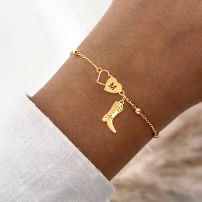 1 pieza Brazalete de cadena de acero inoxidable con cuentas con colgante de bota de vaquero con forma de corazón y letra de moda retro para mujer