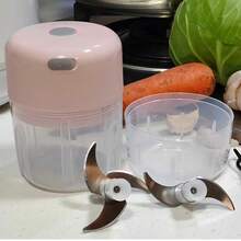 1 pieza Prensa de ajo eléctrica de 250ml, Picadora de ajo mini portátil, Trituradora de ajo eléctrica para el hogar, Machacador de ajo recargable por USB, Diseño compacto y pequeño, Herramienta de cocina práctica y conveniente - Blanco - Ver 17