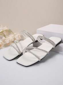 Women's Fashion Rhinestone Flat Slip-On Slippers, Versatile For Beach, Date, Street, Party, Banquet, Commute And Business Occasions - White - View 4