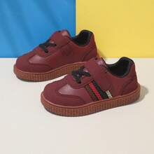 1 Pair New Soft Bottom Anti-Slip Flat Shoes, Classic Durable Unisex Toddler Casual Sneakers - Burgundy - View 16