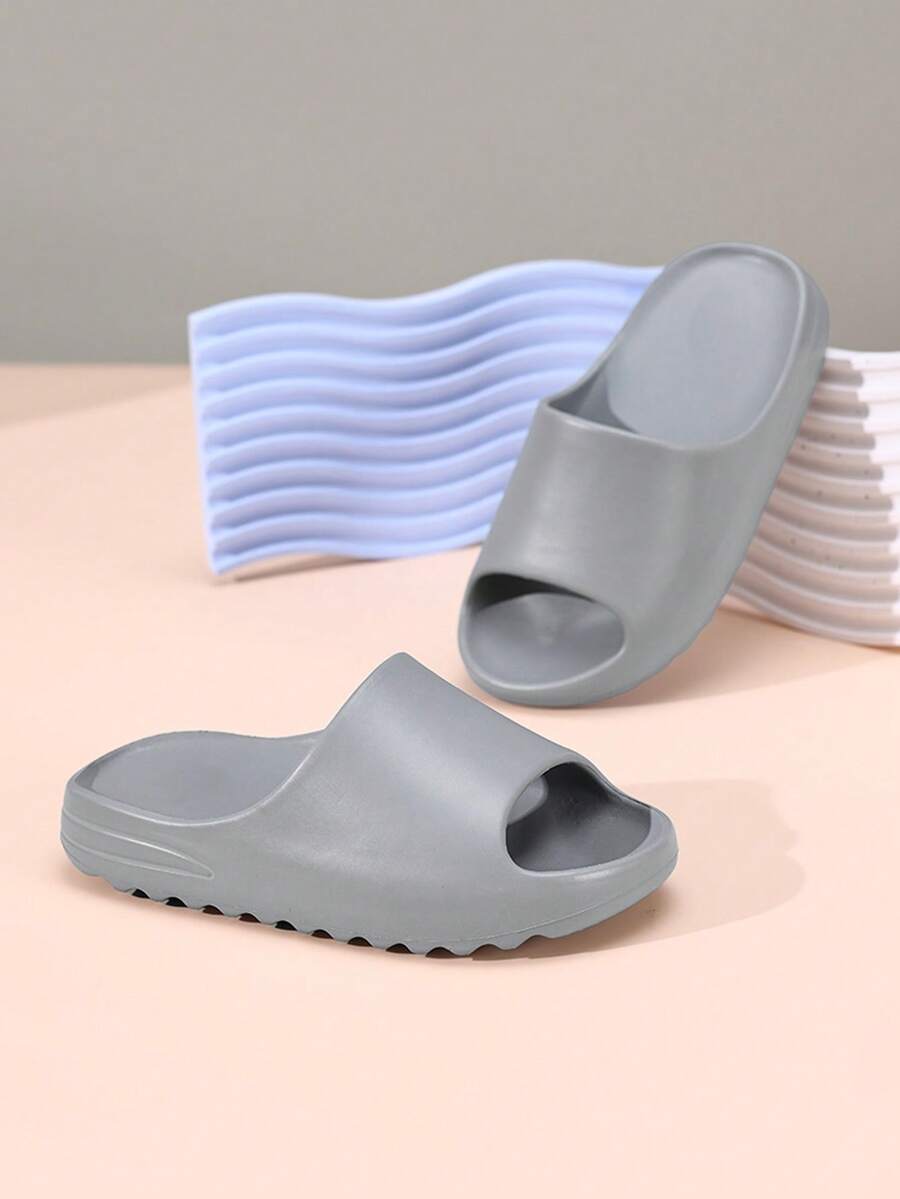 Simple, Cute, Casual, Non-Slip, Shock-Absorbing, Wear-Resistant, Lightweight, Comfortable, And Versatile Children's Flat Slippers For Boys And Girls - Grey - View 1