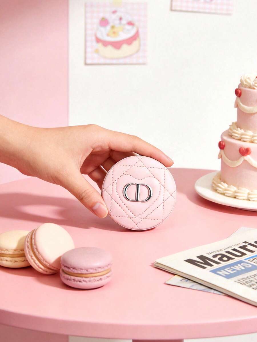 Dior 粉色绗缝双面便携化妆镜，带品牌标志，带放大功能 - 粉色 - 查看 1