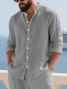 Men's Spring/Summer Linen Stand Collar Long Sleeve Shirt, Button Front Chest Pocket + Roll-Up Sleeve Design, Breathable & Stylish, Suitable For Beach Vacation & Casual Wear. Sizing Tips: Available In XS-XXXL, European Fit Tends To Be Loose, Recommend Sizing Down For A More Fitted Look; Lighter Color Fabrics Are Slightly Sheer, Choose Based On Styling Needs. - 淺灰色 - 查看 5
