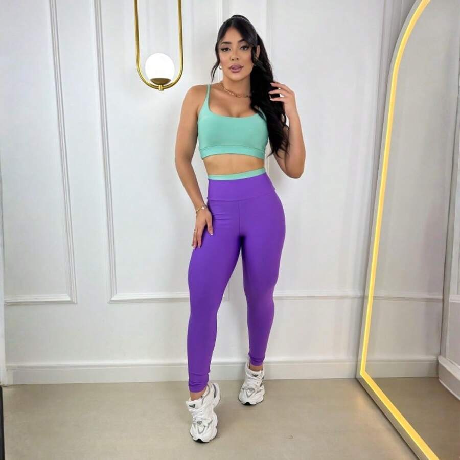 Women's Two-Tone Fitness Set - Pants And Cropped Top With Removable Padding - Gym Clothes - Premium Spandex - Green and Lilac - View 1