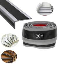 Protector de bordes para escaleras de 20 m / 65,6 pies en negro/gris/café. Tiras protectoras para bordes de escalones en forma de L. Bordes antideslizantes de PVC para escaleras. Escaleras autoadhesivas para uso en exteriores e interiores. Protector de bordes para escaleras de 65,6 pies. Protector de bordes antideslizante autoadhesivo de PVC para escaleras. Protector impermeable para escaleras interiores y exteriores. - Estructura 3D en forma de L, corte DIY - Adecuado para escaleras residenciales, escaleras de villas, peldaños de balcones, rampas de garajes, habitaciones de personas mayores, habitaciones de niños pequeños, guarderías, escuelas, oficinas - Gris - Ver 2