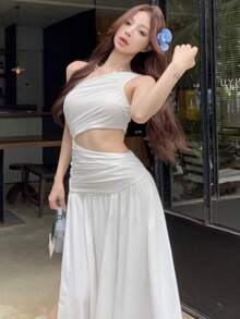 French Elegant White Hollow Shoulder Cutout Waist Dress, Women High-End Summer Beach Holiday Long Dress - White - View 3