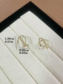 1 Pair Vintage Petite Pearl Clip-On Earrings, Minimalist Elegant Ear Cuff For Non-Pierced Ears - Gold - View 3