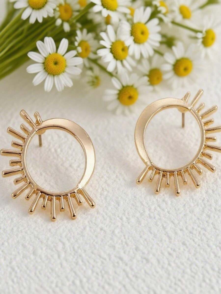 Trending Sun & Moon Design Earrings, Women's Geometric Hollow Drop Earrings, Minimalist Fashion Earrings - Sun - View 1