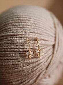 1对可爱蝴蝶结吊坠耳环，精致小巧的女士耳环，生日礼物，圣诞礼物 - 彩色 - 查看 6