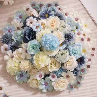 50/100 bông hoa giả màu xanh và trắng phối hợp, thích hợp trang trí ngày Valentine, trang trí nhà cửa, quán cà phê, trang trí bánh kem, sân vườn, phụ kiện cài tóc cô dâu, trang trí bàn làm việc văn phòng, bàn ăn.