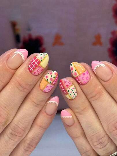 春夏美甲贴片，24片/套，椭圆形，粉色法式玫瑰图案，短款，适合活泼女孩、OL、派对、约会、日常佩戴及特殊场合。