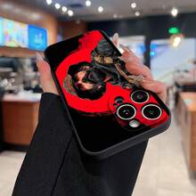 Hombre barbudo con capucha sobre fondo rojo. Esta elegante funda es compatible con Samsung, Apple, OPPO, , etc. Fabricada en TPU flexible, resistente a golpes y arañazos, ofrece una excelente protección contra caídas y un agarre cómodo. Es un regalo ideal para familiares, amigos y seres queridos, ideal para festivales, fundas para iPhone, San Valentín y artículos de . - Negro - Ver 2