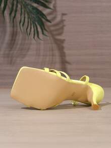 女士黄色高跟鞋，新款夏季简约时尚百搭自信踝带细高跟凉鞋，日常通勤，蝴蝶结装饰，派对约会装扮 - 黃色 - 查看 8