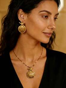 Set de 2 piezas con collar con colgante de estrella de mar y concha + aretes, de estilo minimalista, para vacaciones en la playa, fiesta en la playa, elegante y bohemio, para primavera/verano - Amarillo Oro - Ver 5