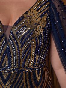 无肩带、V领、刺绣、亮片、泡泡亮片、荷叶袖、修身设计、高端晚礼服，适合晚宴、婚礼、派对、婚礼宾客等场合。 - 寶藍色 - 查看 7