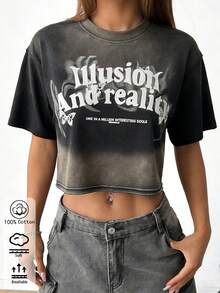 T-shirt à manches courtes en pur coton côtelé et color-block pour femme, orné d'un motif vieilli peint à la bombe à plusieurs positions et d'un imprimé de lettres ; nouveau vêtement de sport printemps/été de style preppy pour femme ; haut à manches courtes doux et respirant avec une finition drapée et brossée. - Noir - Voir 5