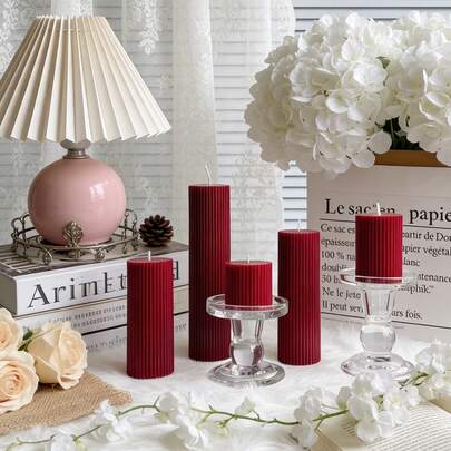 1 Set Of Multi-Size Burgundy Striped Cylindrical Scented Candles: These Vertically Striped Decorative Candles Are Perfect For Adding A Vintage Touch To Living Rooms, Creating A Cozy Ambiance For Dining, And Adding A Relaxing Atmosphere To Bedrooms.
