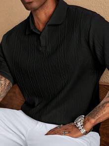 Men's Short-Sleeved Polo Shirt, Minimalist And Elegant, Made From Textured Jacquard Fabric In A Solid Color. Perfect For Leisure, Holidays And Outings, Making It An Ideal Gift For Family And Friends. - 黑色 - 查看 2