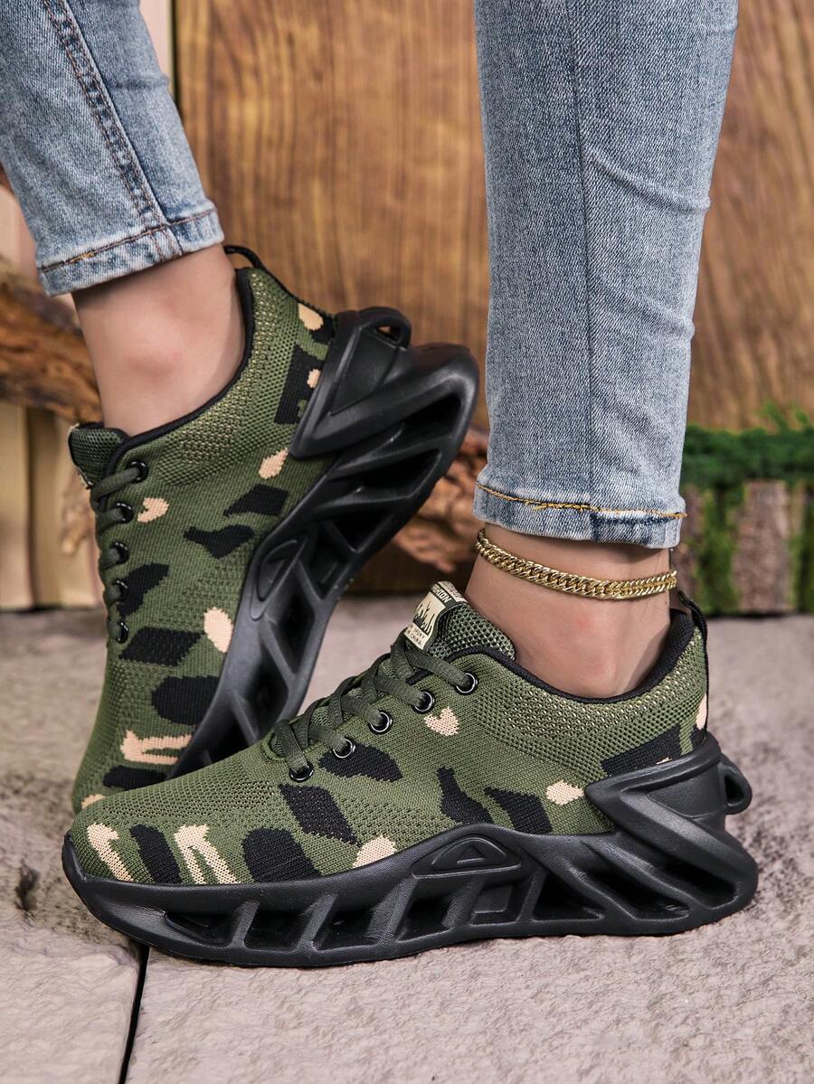 Zapatos deportivos casuales cómodos con suela gruesa, versátiles y unisex. Zapatillas de entrenamiento de camuflaje para exteriores y correr. - Verde militar - Ver 1