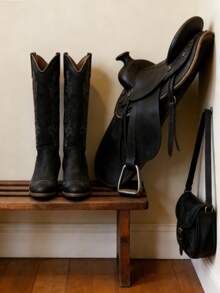 Women's Pointed Toe Mid-Calf Boots, Embroidered Suede Thick Heel Boots Pull-On Embroidered Brown Western Style Boots, Round Toe Mid-Calf Casual Riding Boots, Fashionable And Versatile Short-Barrel Cowboy Boots, New Autumn And Winter StylesWomen's Slip-On Boots, Classic, Elegant And Retro Style With Embroidery Design, Western Mid-Calf Boots Suitable For Music Festivals, Vacations And Travel Fashion. - màu đen - Xem 4