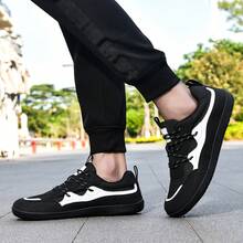 1双男士极简训练鞋，赤足休闲运动鞋，软底，超轻舒适 - 黑色 - 查看 3